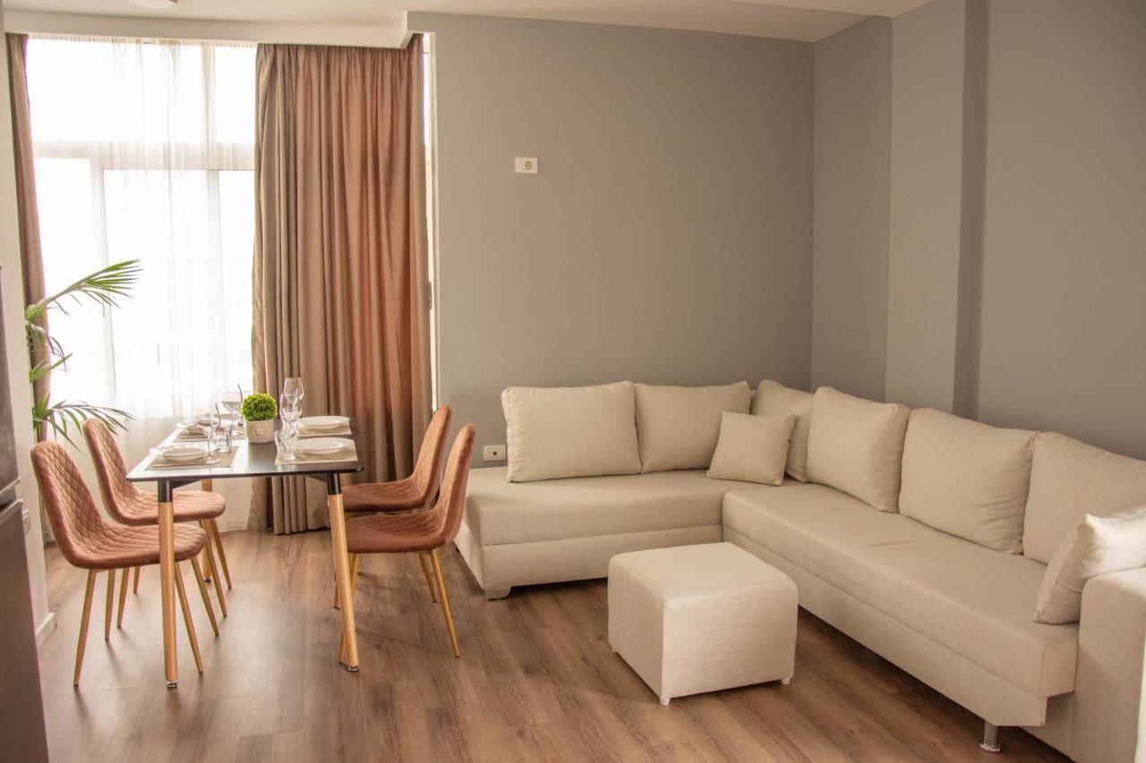 Wave Beachfront Apartments Durrës Exterior foto